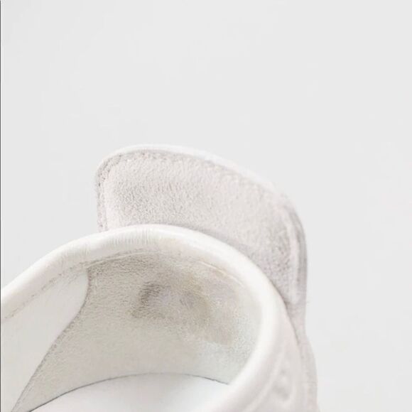 AUTHENTIC Louis Vuitton Leather embossed sneakers shoes size 37.5. Worn twice. - Picture 8 of 13